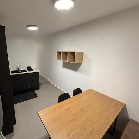 Aurum Living - Near Airport